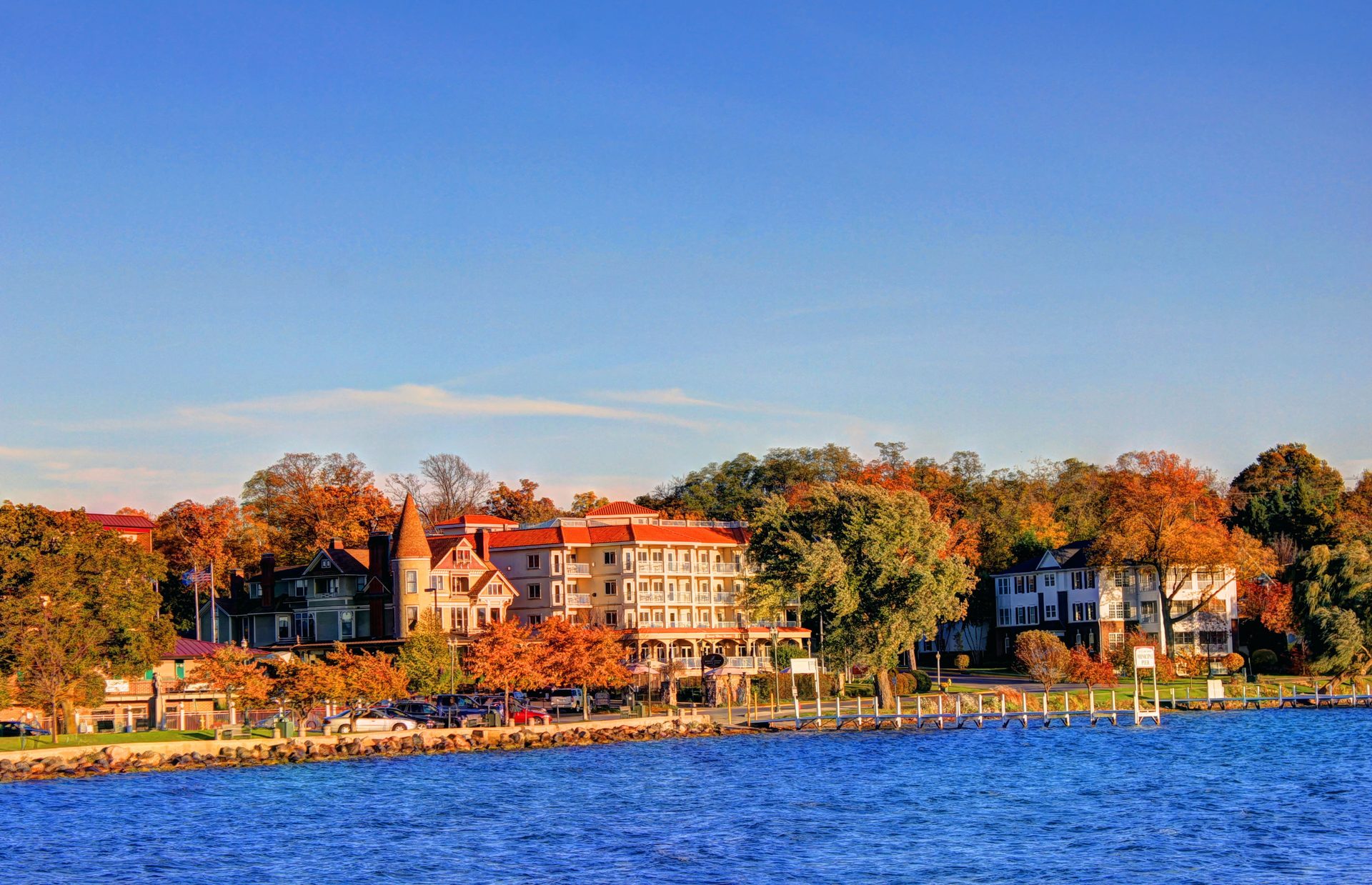 Geneva Lake waterfront in SE Wisconsin